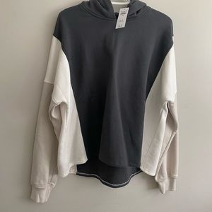 Women’s Abercrombie hoodie
